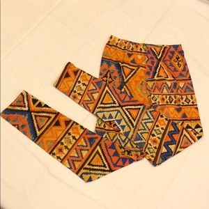 Patterned LuLaRoe Leggings - one size